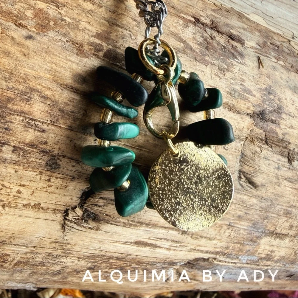 Boho-Vintage Gold and Green aventurine gemstones Leaf charms Necklace